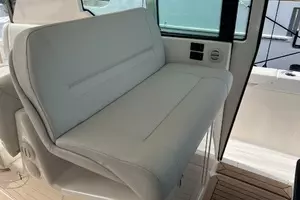 2016 Tiara 44 Express Coupe 