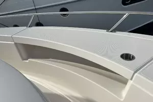 2016 Tiara 44 Express Coupe 