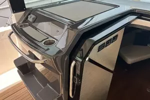 2016 Tiara 44 Express Coupe 