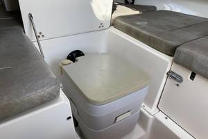 21ft Boston Whaler Yacht For Sale