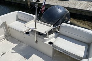 21ft Boston Whaler Yacht For Sale