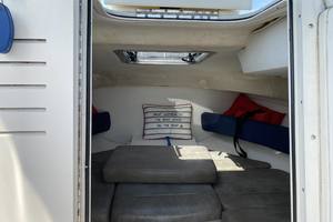 21ft Boston Whaler Yacht For Sale