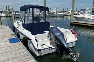 21ft Boston Whaler Yacht For Sale