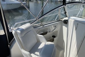 21ft Boston Whaler Yacht For Sale