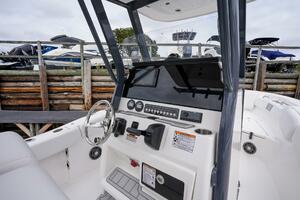 Photo 4632989 for 2025 Sea Fox 228 Commander  