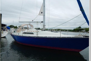 Salty Dog 35ft C amp C Yacht For Sale