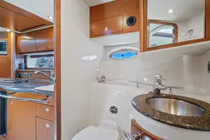 2007 Sea Ray 40 Sundancer thumbnail 39