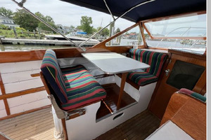 Sydney 26ft Lyman Yacht For Sale