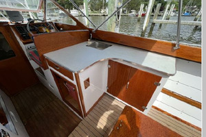 Sydney 26ft Lyman Yacht For Sale