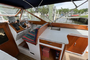 Sydney 26ft Lyman Yacht For Sale