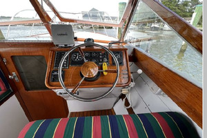 Sydney 26ft Lyman Yacht For Sale