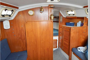 Elan 30ft Catalina Yacht For Sale