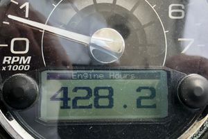 Photo 3308399 for 2013 Monterey 340 Sport Yacht  