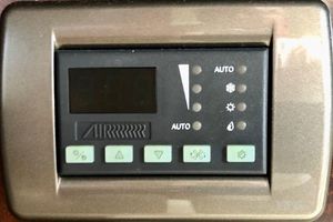 Photo 3308410 for 2013 Monterey 340 Sport Yacht  