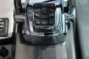 Photo 3308397 for 2013 Monterey 340 Sport Yacht  