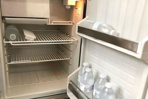 Photo 3308408 for 2013 Monterey 340 Sport Yacht  