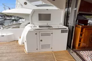 2015 Sunseeker Predator 68 thumbnail 12