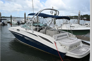 Sand  amp  Seas 28ft Sea Ray Yacht For Sale