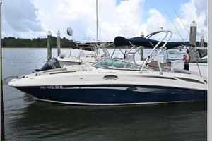 Sand  amp  Seas 28ft Sea Ray Yacht For Sale