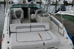 Sand  amp  Seas 28ft Sea Ray Yacht For Sale