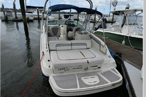 Sand  amp  Seas 28ft Sea Ray Yacht For Sale