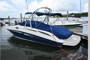Sand  amp  Seas 28ft Sea Ray Yacht For Sale