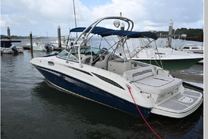 Sand  amp  Seas 28ft Sea Ray Yacht For Sale