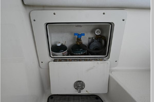 Sand  amp  Seas 28ft Sea Ray Yacht For Sale