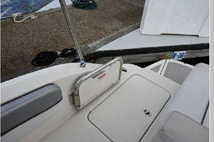 Sand  amp  Seas 28ft Sea Ray Yacht For Sale
