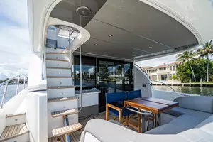 2018 Princess F62 thumbnail 21