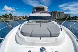 2018 Princess F62 thumbnail 25