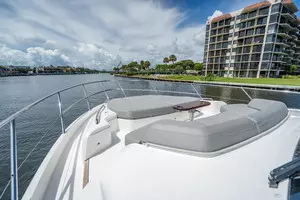 2018 Princess F62 thumbnail 23