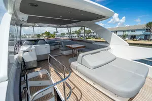 2018 Princess F62 thumbnail 33