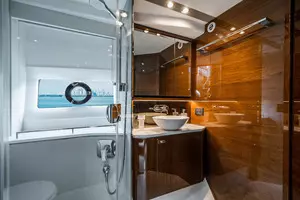 2018 Princess F62 thumbnail 95