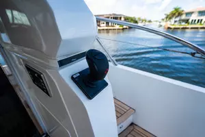 2018 Princess F62 thumbnail 15