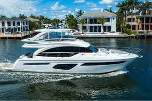 2018 Princess F62 thumbnail 2