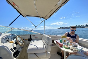 Jewel of the Sea 21ft Sea Ray Yacht For Sale