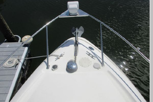 28ft Larson Yacht For Sale