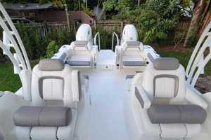 World Cat 25 - No Name - Seating