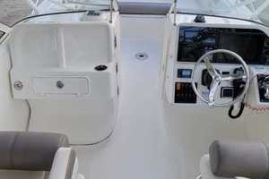 World Cat 25 - No Name - Helm Area