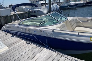 Photo 3319912 for 2003 Monterey 248 LS  