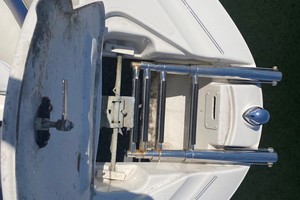 Photo 3319928 for 2003 Monterey 248 LS  