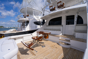Titan 62 - Old #7 - exterior