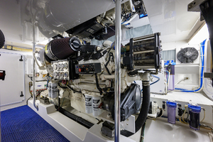 Titan 62 - Old #7 - engine room