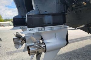 Photo 3324275 for 2007 Fountain 33 Sportfish Cruiser  