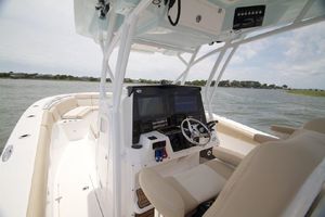 Photo 3328323 for 2019 Sea Fox 328 Commander  