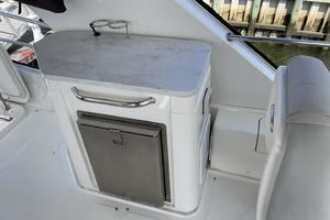 Photo 3353279 for 2017 Sea Ray 460 Fly  