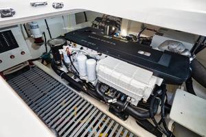 Tiara 44 - Blue Skies - engine room