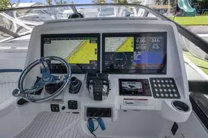 2020 Intrepid 477 Evolution thumbnail 16