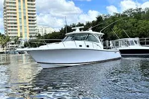 2016 Pursuit OS 385 Offshore thumbnail 2